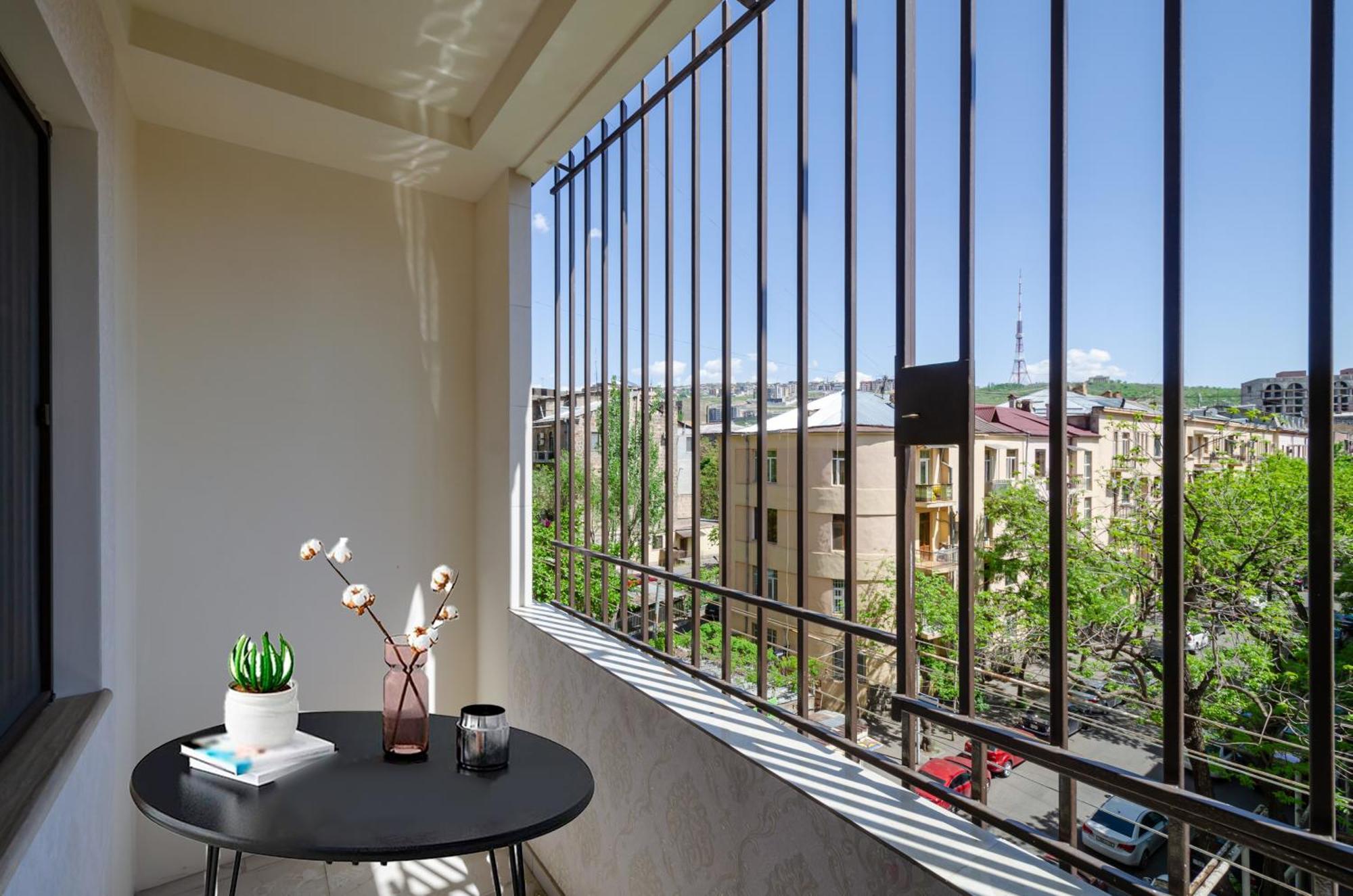 יירבאן 5A Beautiful Apartment In The Center Of The Capital Photo Original מראה חיצוני תמונה
